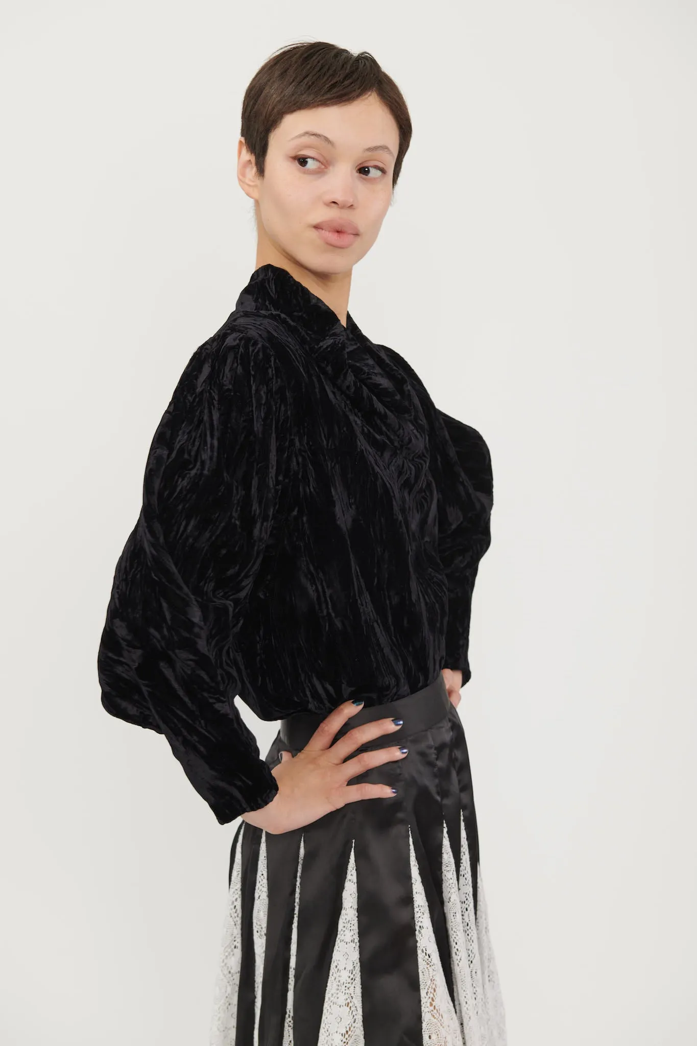 Adorne Top in Black Crushed Velvet