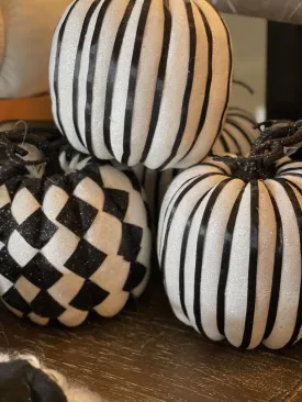 Black/White Pumpkins