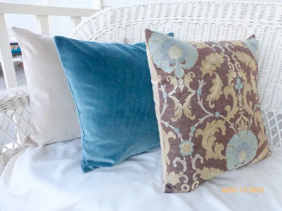 Velvet pillow cover, Blue velvet pillow